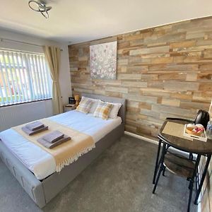 Double Room Private Bathroom